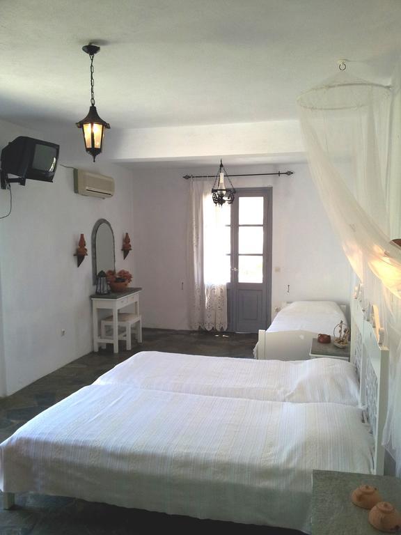 Ostria Studios Platis Gialos  Quarto foto